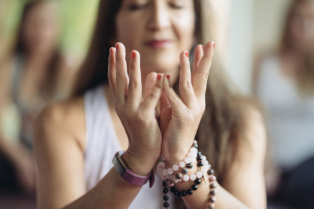 susanna hands